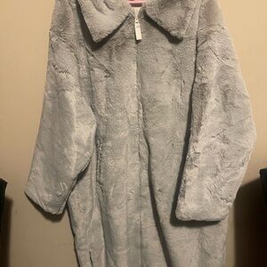 Nike Women's Gray Teddy Jacket